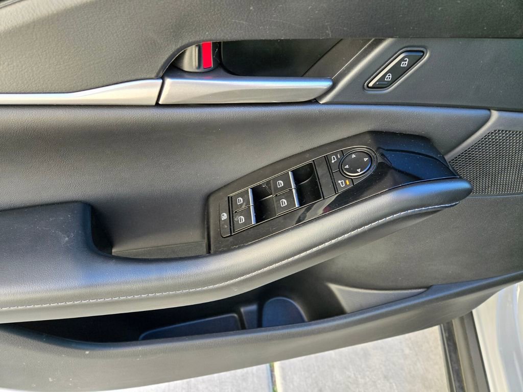 Used 2025 MAZDA CX-30 AWD 2.5 S w/ Select Sport Pkg image 9