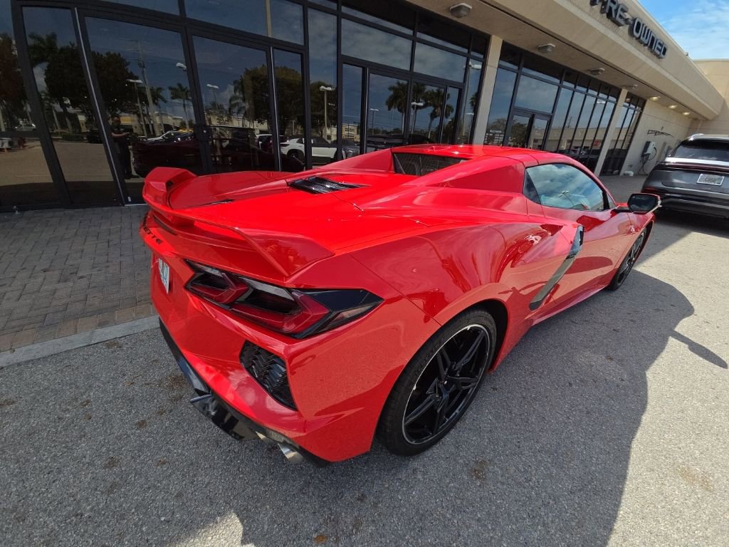 Used 2023 Chevrolet Corvette Stingray Convertible w/ Z51 Performance Package image 10
