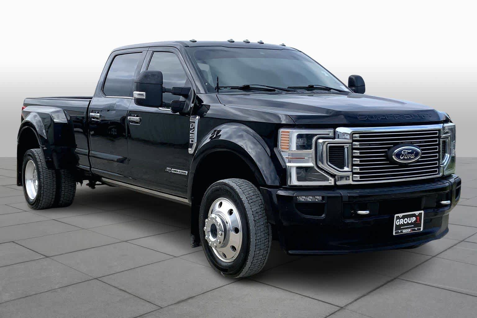 Certified 2022 Ford F450 Platinum w/ FX4 Off-Road Package AWD/4WD image 3