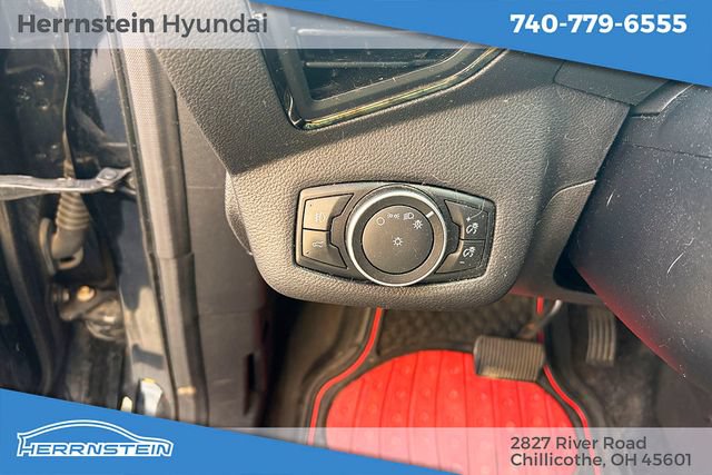 Used 2017 Ford Escape Titanium AWD/4WD image 18