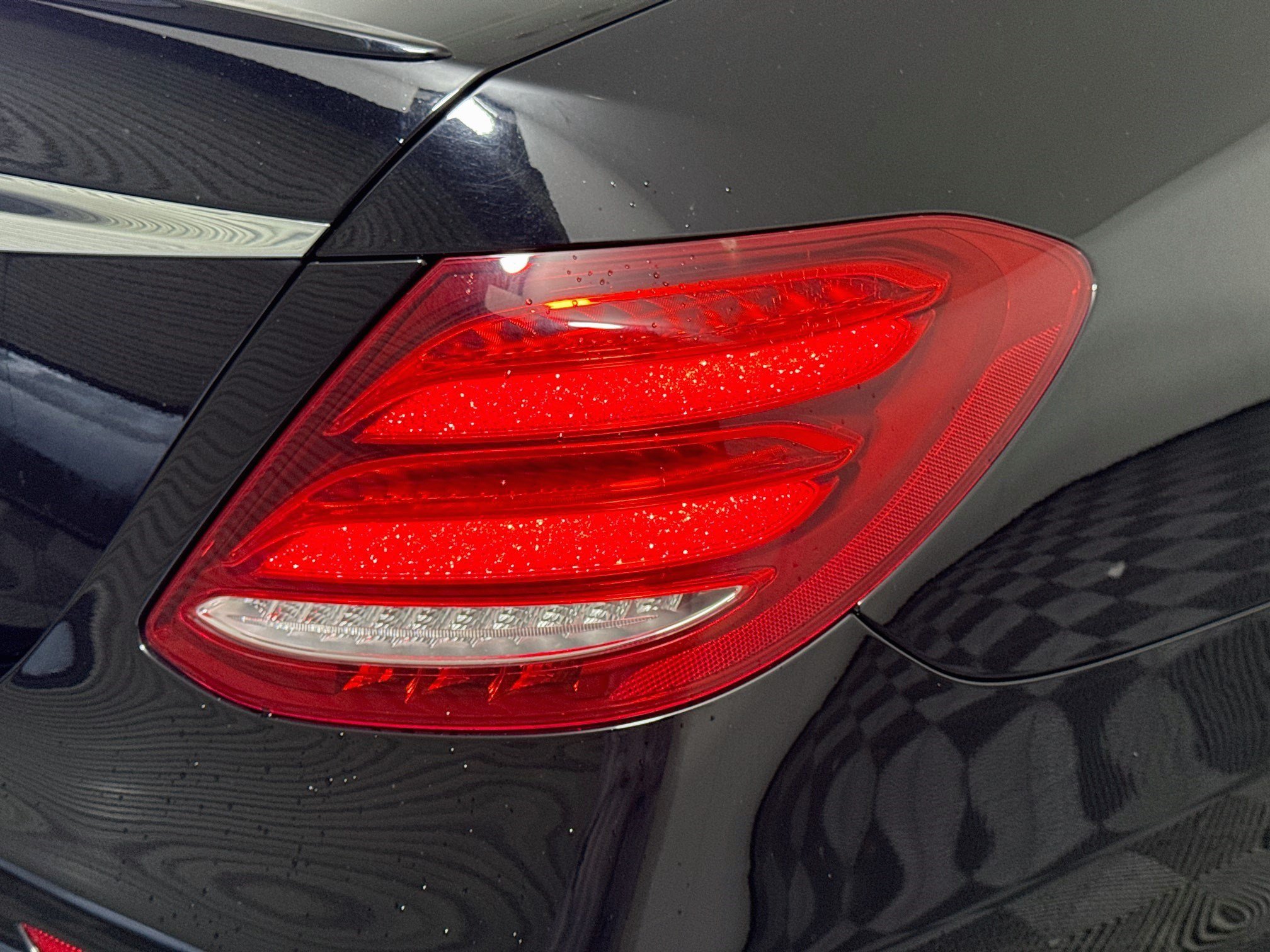 Used 2019 Mercedes-Benz E 300 w/ Premium 1 Package image 34