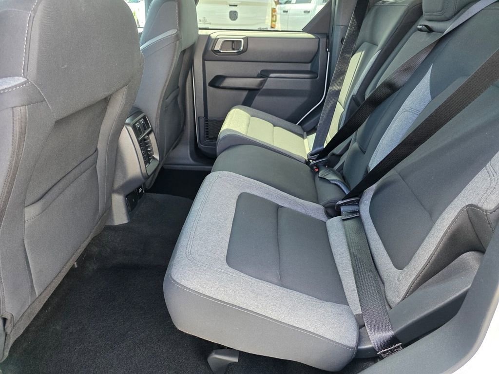 Used 2025 Ford Bronco Big Bend image 18