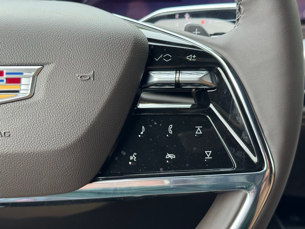 New 2026 Cadillac Escalade ESV Luxury w/ Touring Package image 27