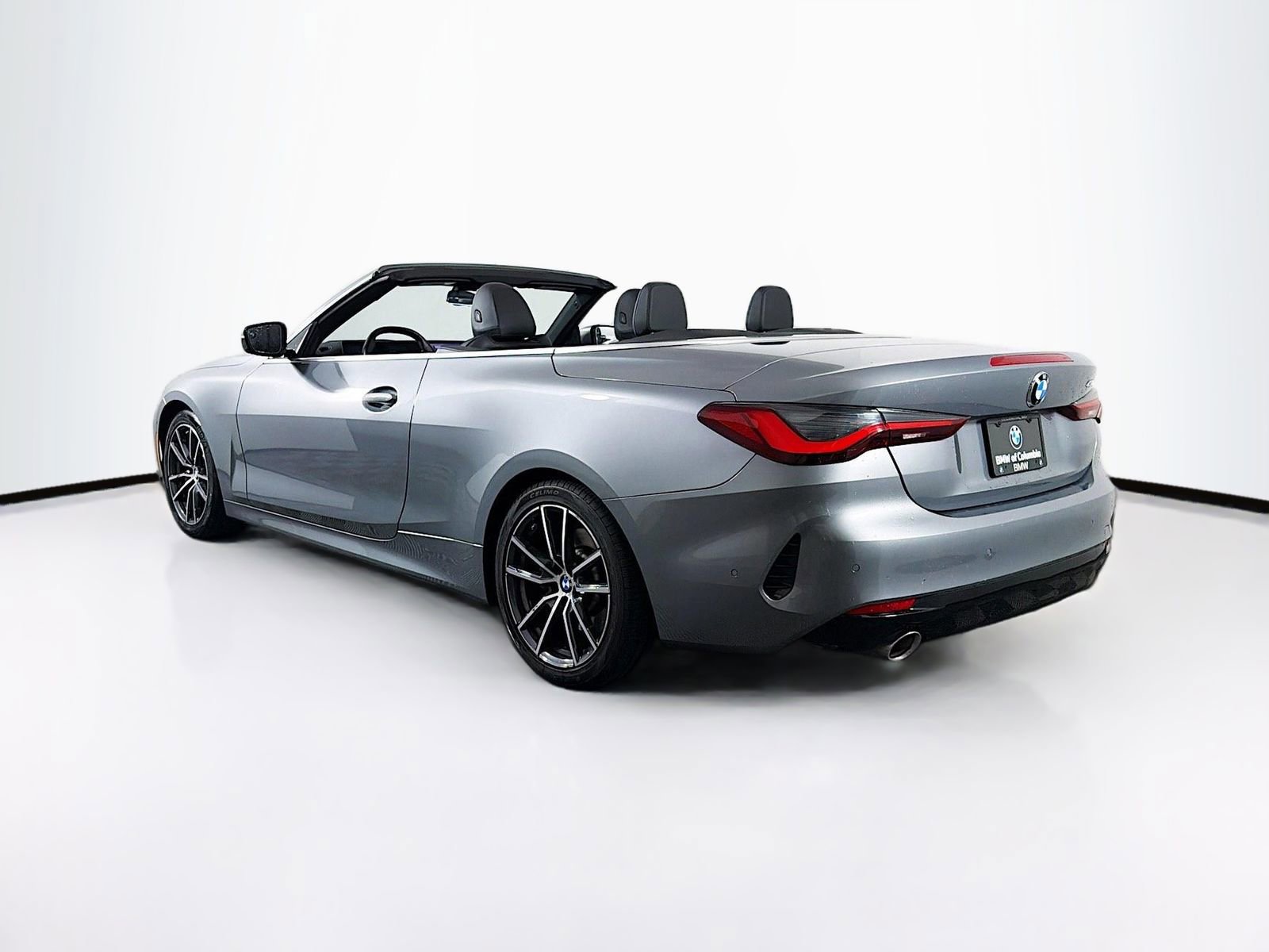 Used 2025 BMW 430i Convertible image 9