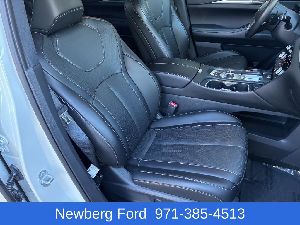 Used 2025 INFINITI QX60 Luxe AWD/4WD image 28