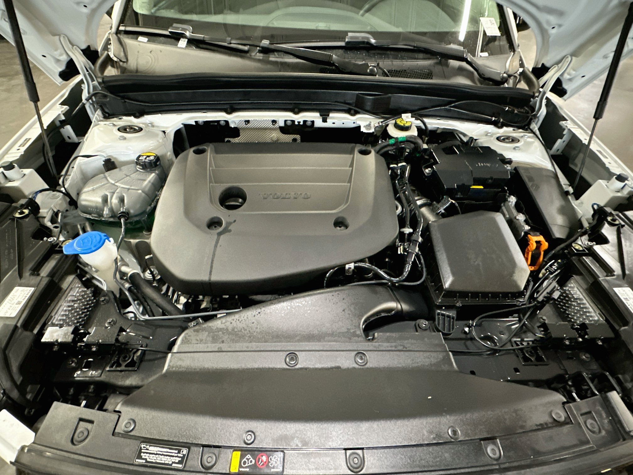Used 2026 Volvo XC40 B5 Plus AWD/4WD image 36