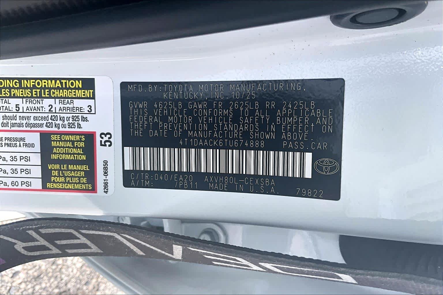 Used 2026 Toyota Camry Hybrid w/ Convenience Package FWD image 37