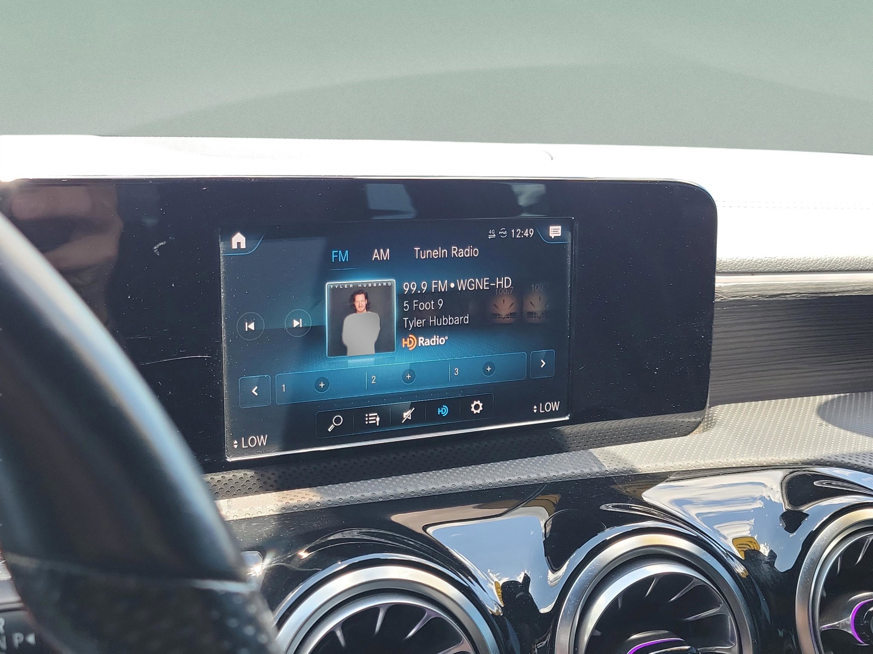 Used 2022 Mercedes-Benz CLA 250 image 25