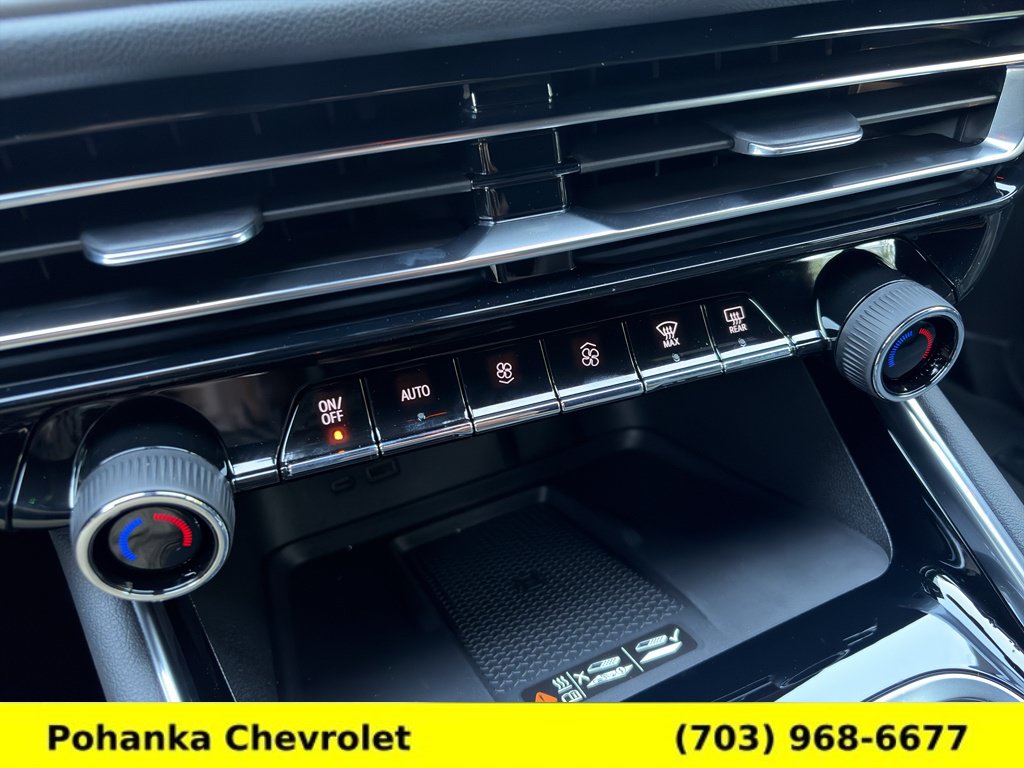 New 2027 Chevrolet Traverse LT w/ Midnight/Sport Edition AWD/4WD image 17
