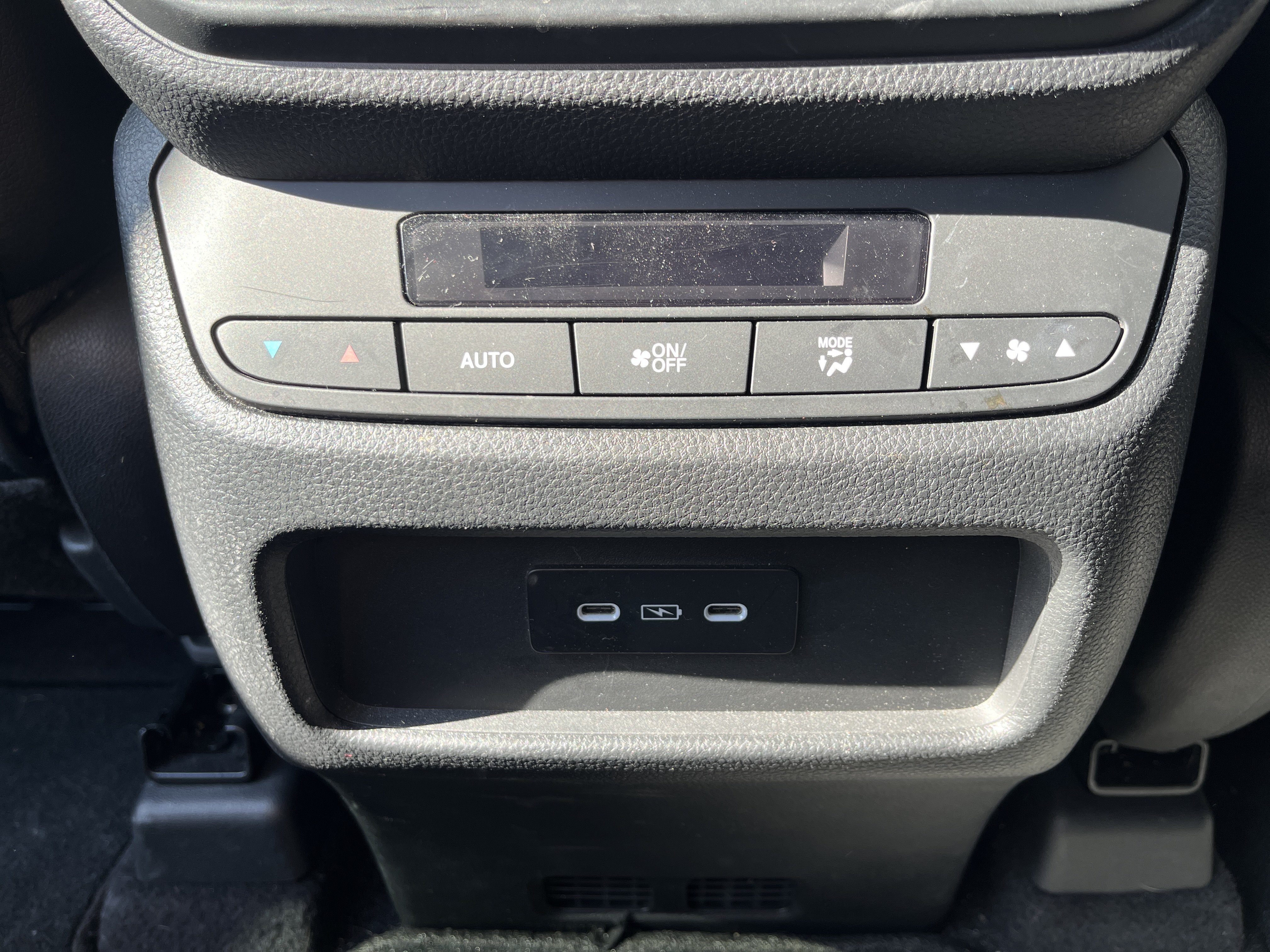 Used 2025 Honda Pilot Touring image 18