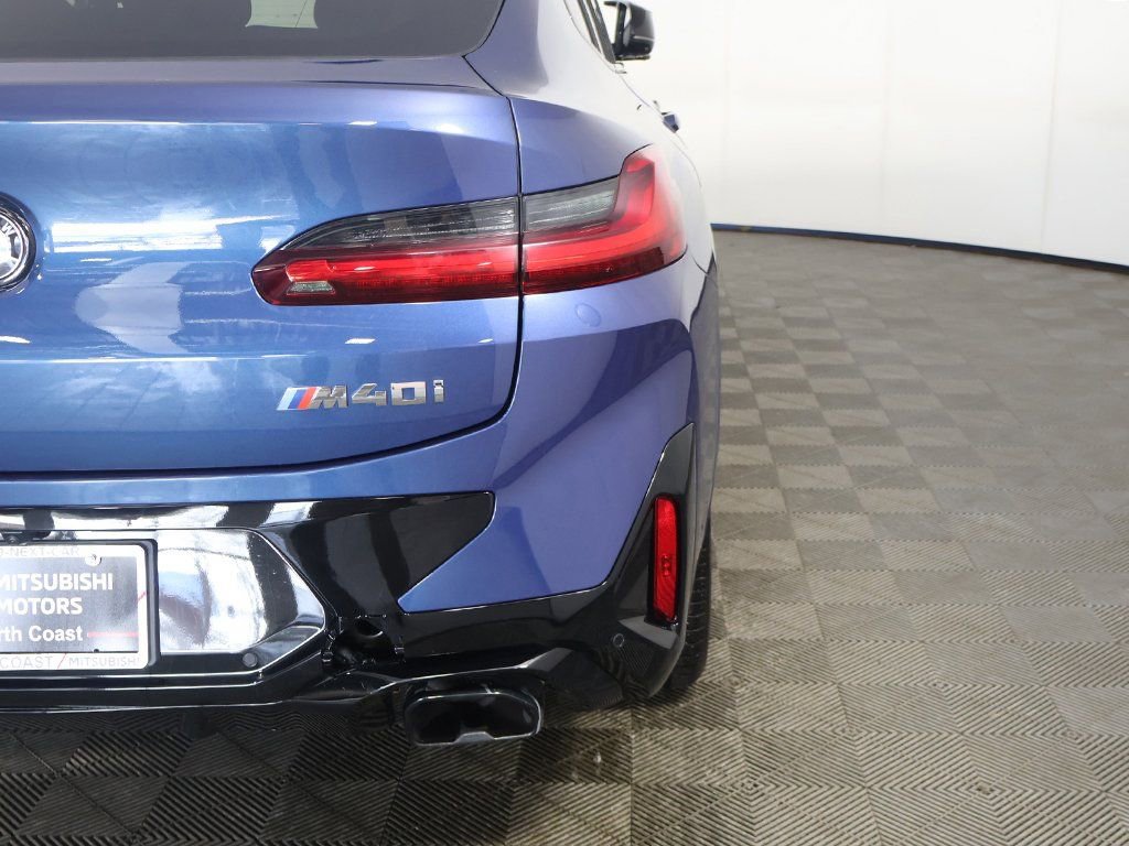 Used 2024 BMW X4 M40i w/ Premium Enhanced Package image 19