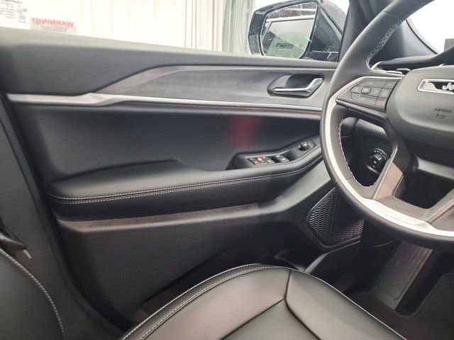 New 2025 Jeep Grand Cherokee L Limited w/ Trailer Tow Package image 16