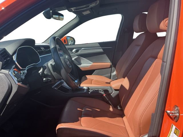 Used 2023 Audi Q3 2.0T Premium Plus image 3