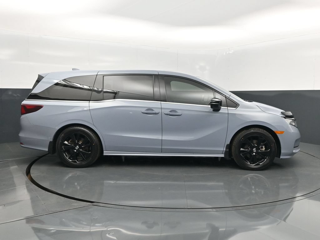 Used 2024 Honda Odyssey Sport image 5