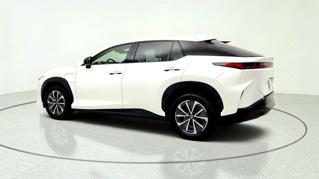 Used 2024 Lexus RZ 450e Premium w/ Technology Package AWD/4WD image 7