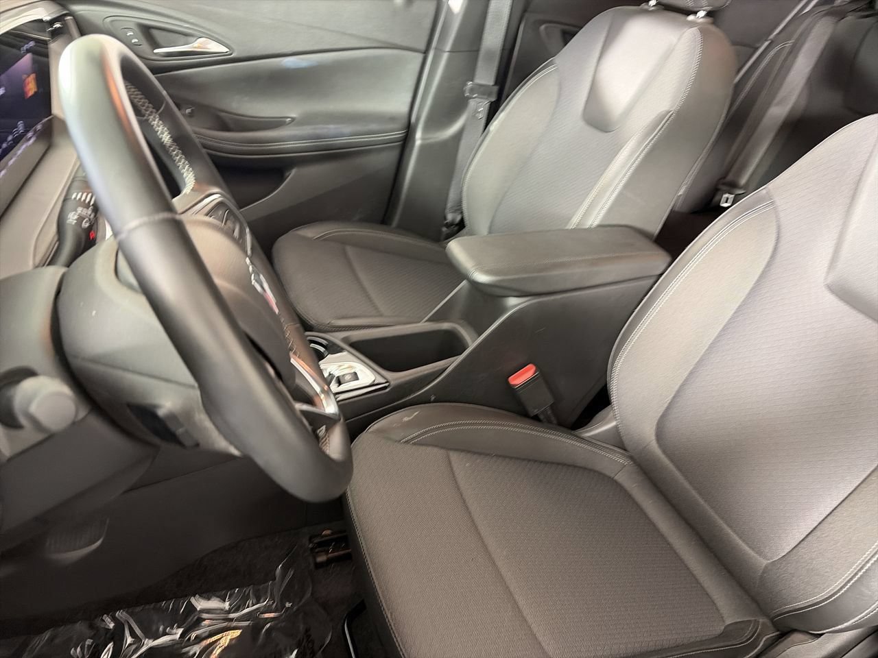Used 2025 Buick Encore GX Preferred AWD/4WD image 20
