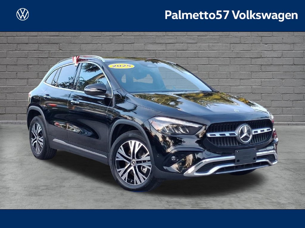 Used 2025 Mercedes-Benz GLA 250 4MATIC w/ Winter Package 360° Tour