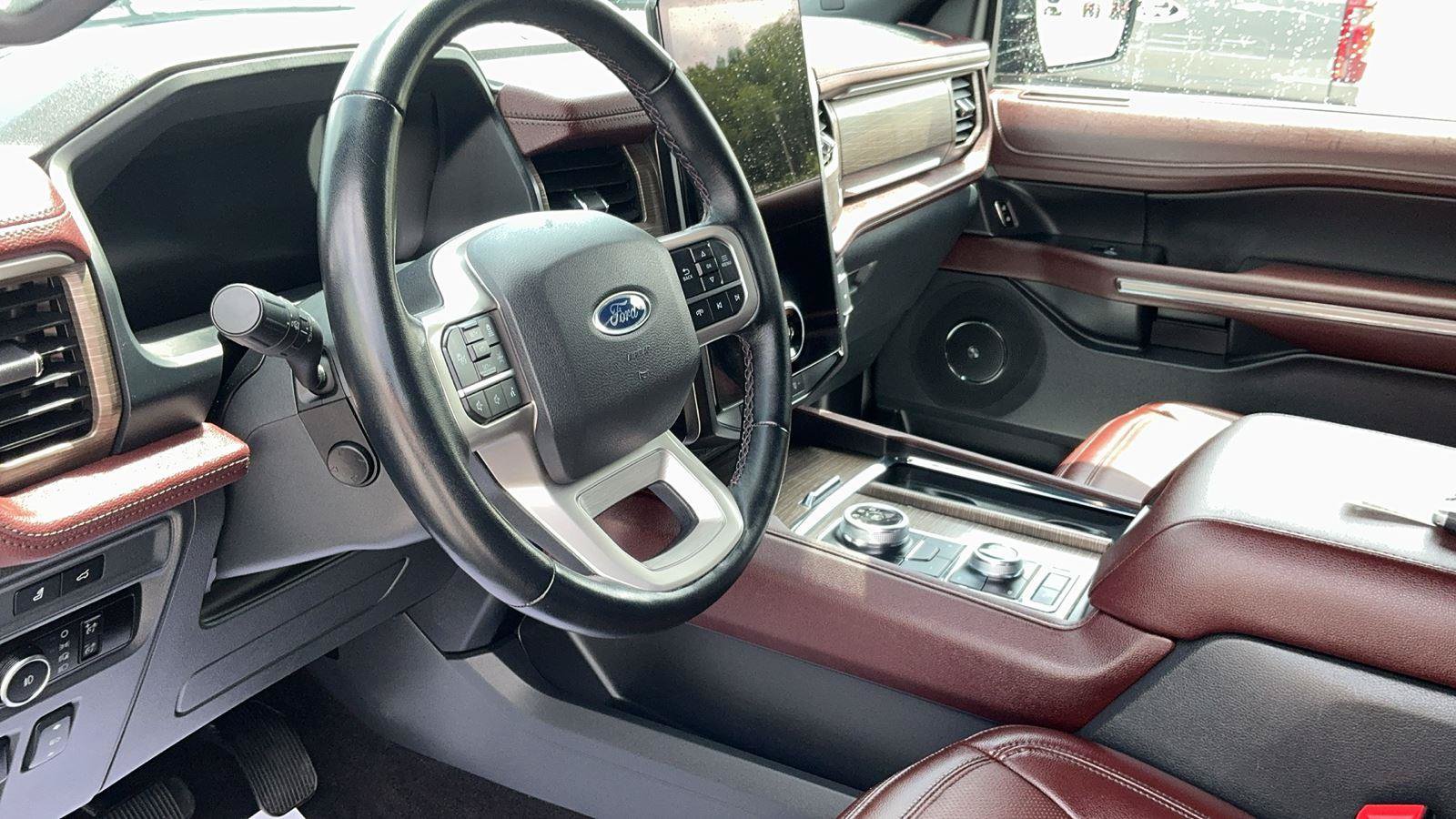 Certified 2023 Ford Expedition Limited AWD/4WD image 16