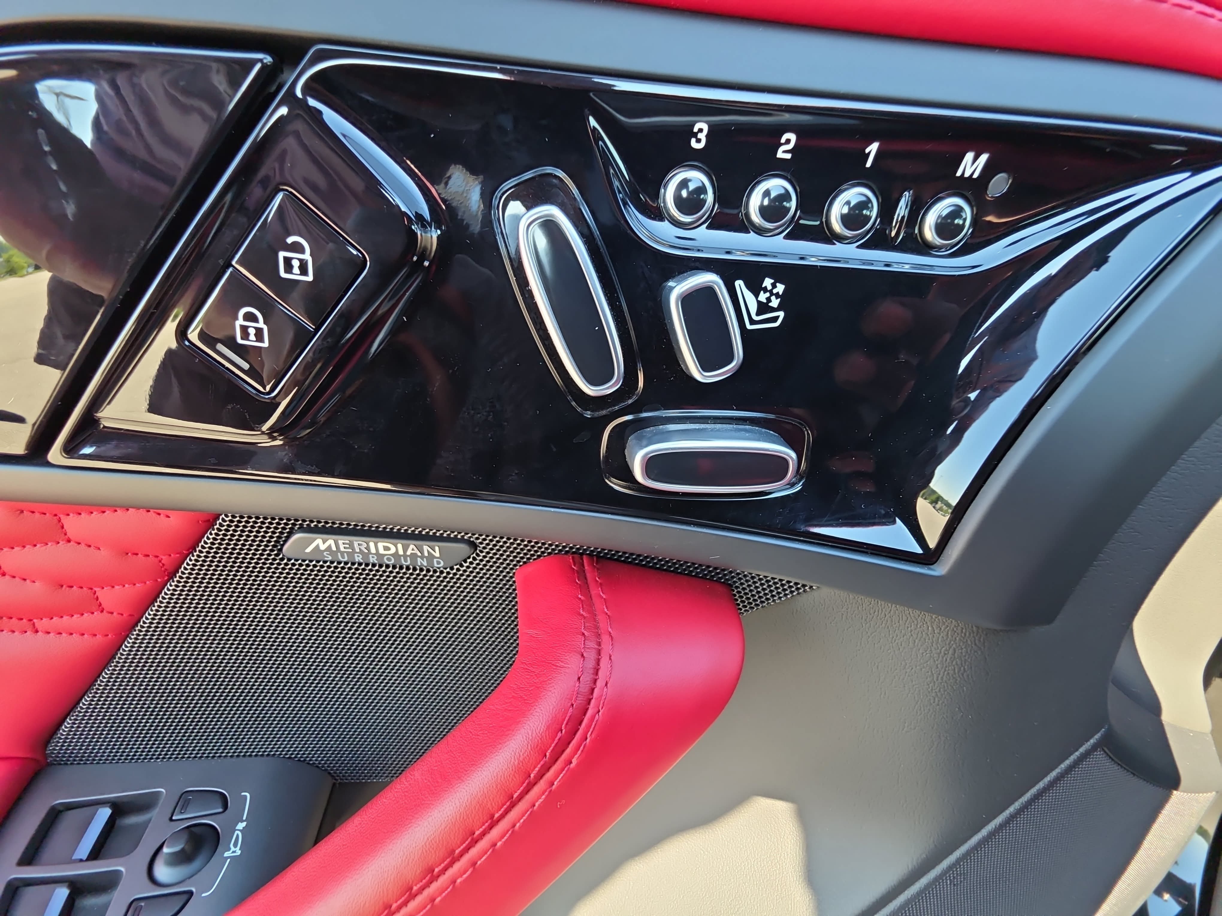 Used 2024 Jaguar F-TYPE R AWD/4WD image 26