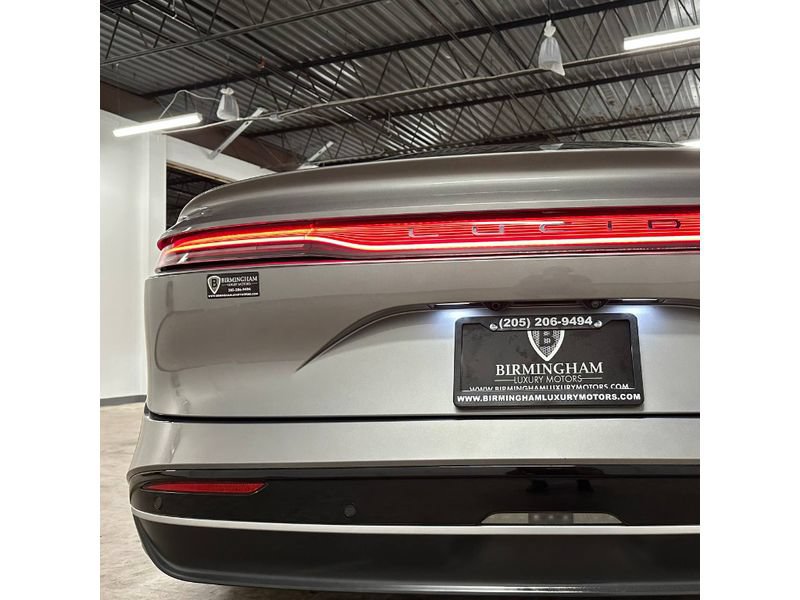 Used 2023 Lucid Air Touring AWD/4WD image 17