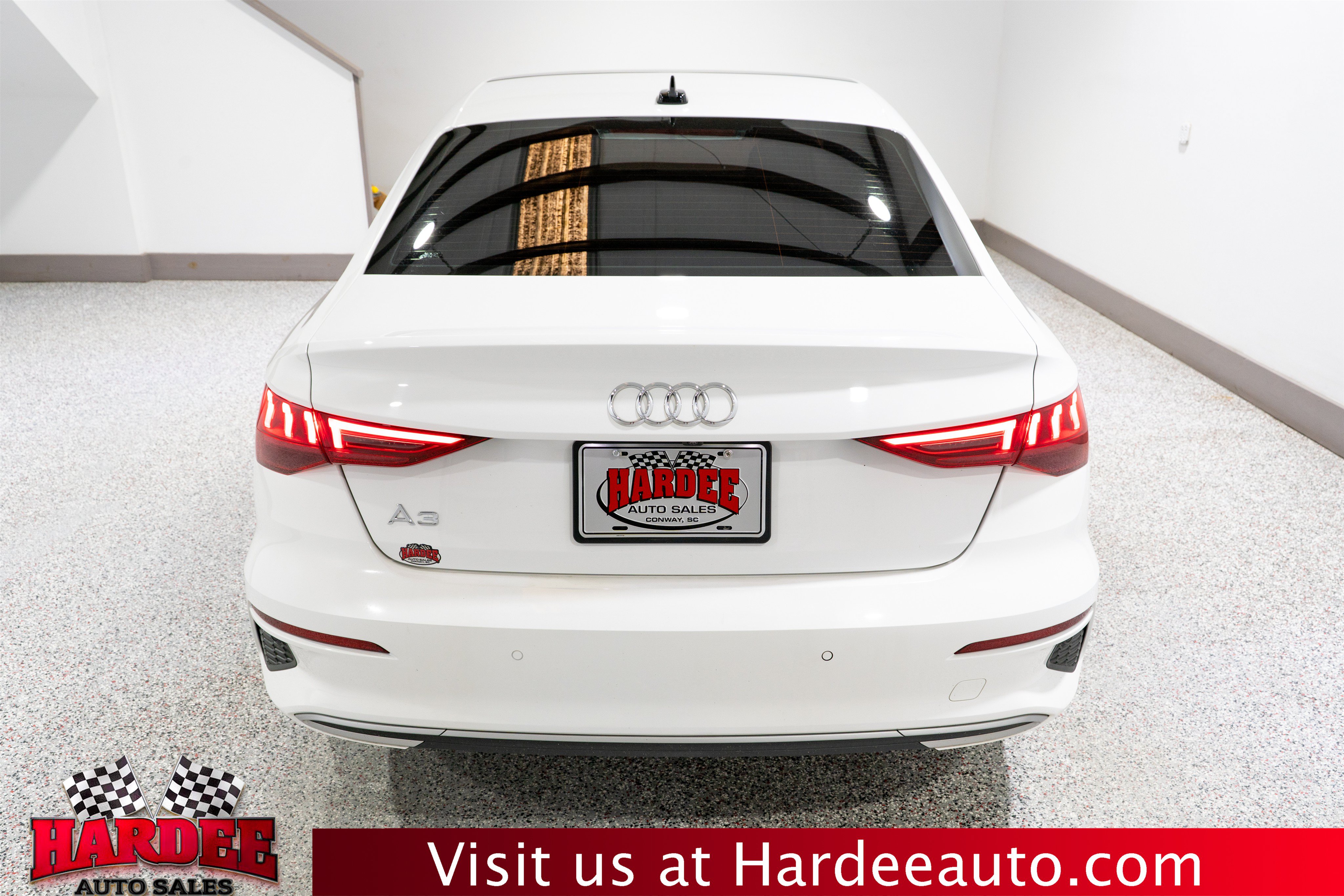 Used 2023 Audi A3 2.0T Premium FWD image 4