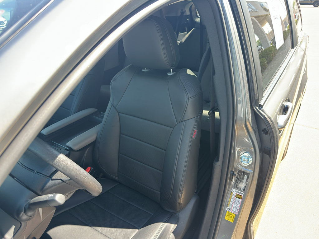 Used 2026 Toyota Sienna LE AWD/4WD image 25