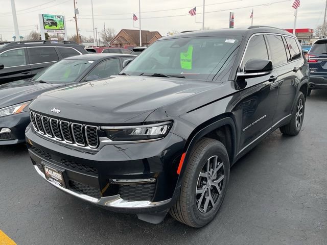 Used 2023 Jeep Grand Cherokee L Limited w/ Trailer Tow Group (B) image 3