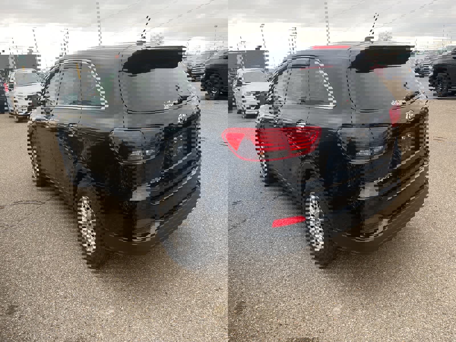 Used 2019 Kia Sorento L image 7