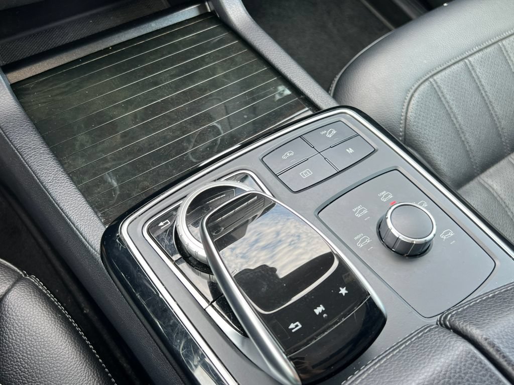 Used 2019 Mercedes-Benz GLS 450 4MATIC image 30