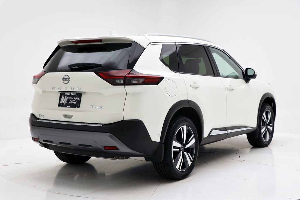 Used 2023 Nissan Rogue SL AWD/4WD image 8