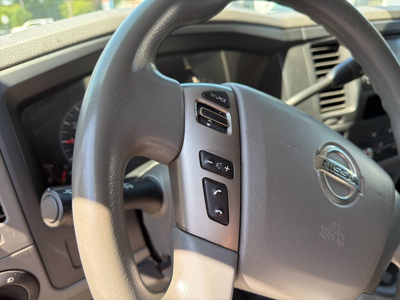 Used 2018 Nissan NV 2500 S RWD image 22