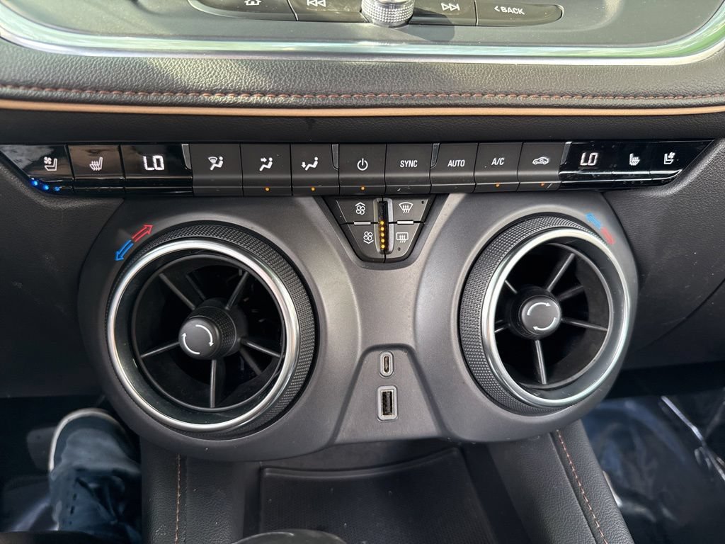 Used 2021 Chevrolet Blazer Premier FWD image 61