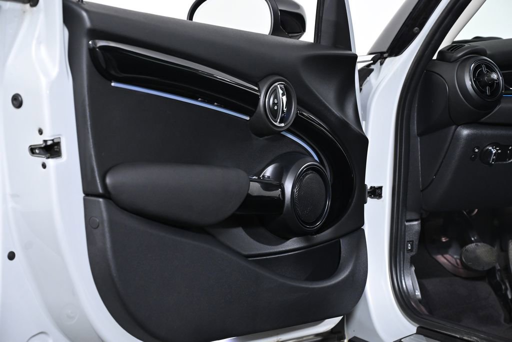 Used 2023 MINI Cooper S image 31