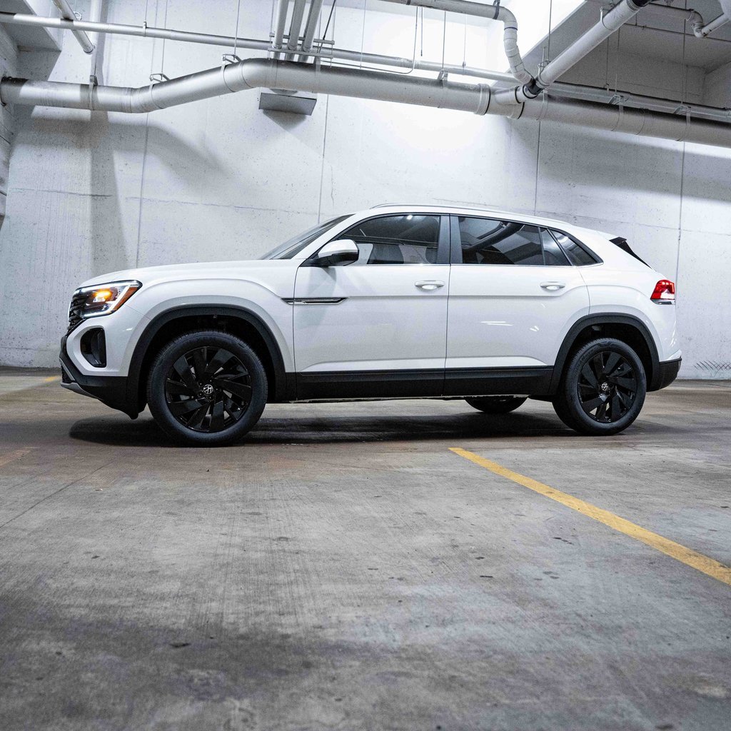 New 2026 Volkswagen Atlas Cross Sport SE image 3