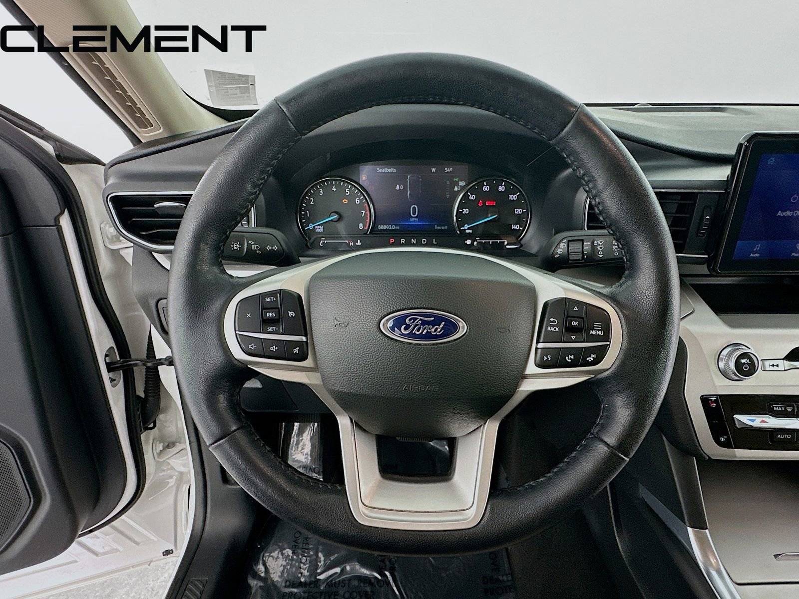 Used 2022 Ford Explorer XLT w/ Equipment Group 202A AWD/4WD image 14