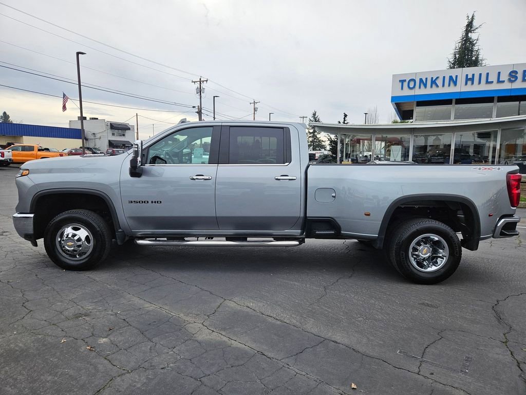 Used 2024 Chevrolet Silverado 3500 LTZ w/ LTZ Plus Package image 3