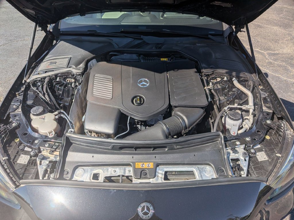 Used 2022 Mercedes-Benz C 300 Sedan image 37