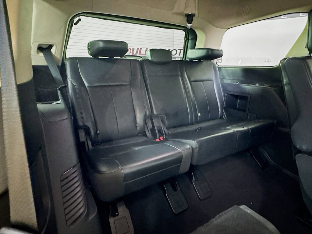 Used 2024 Ford Expedition XLT image 27