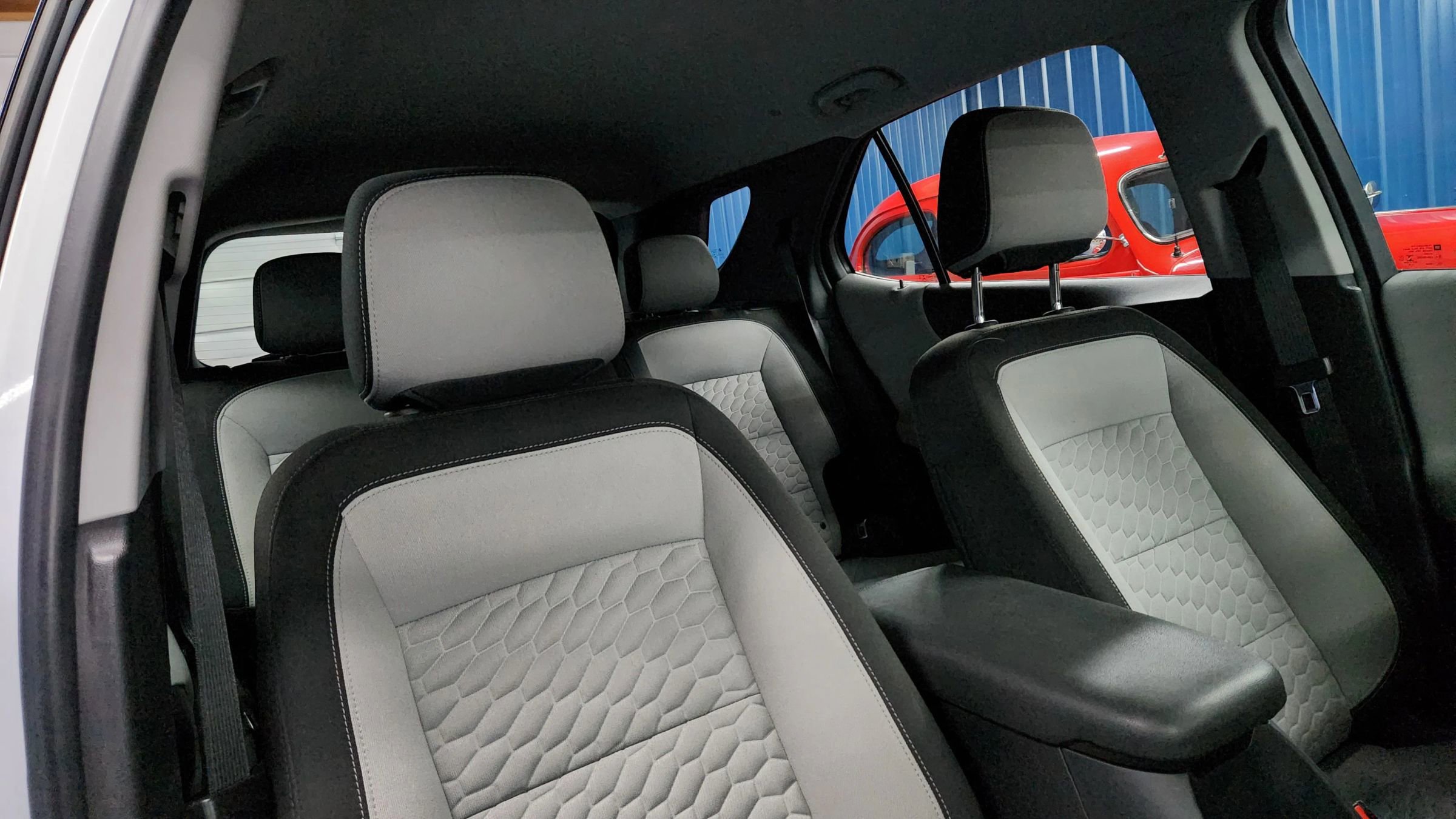 Used 2019 Chevrolet Equinox LS image 12