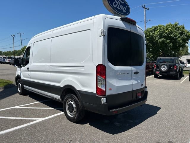 Used 2023 Ford Transit 150 Medium Roof RWD image 5