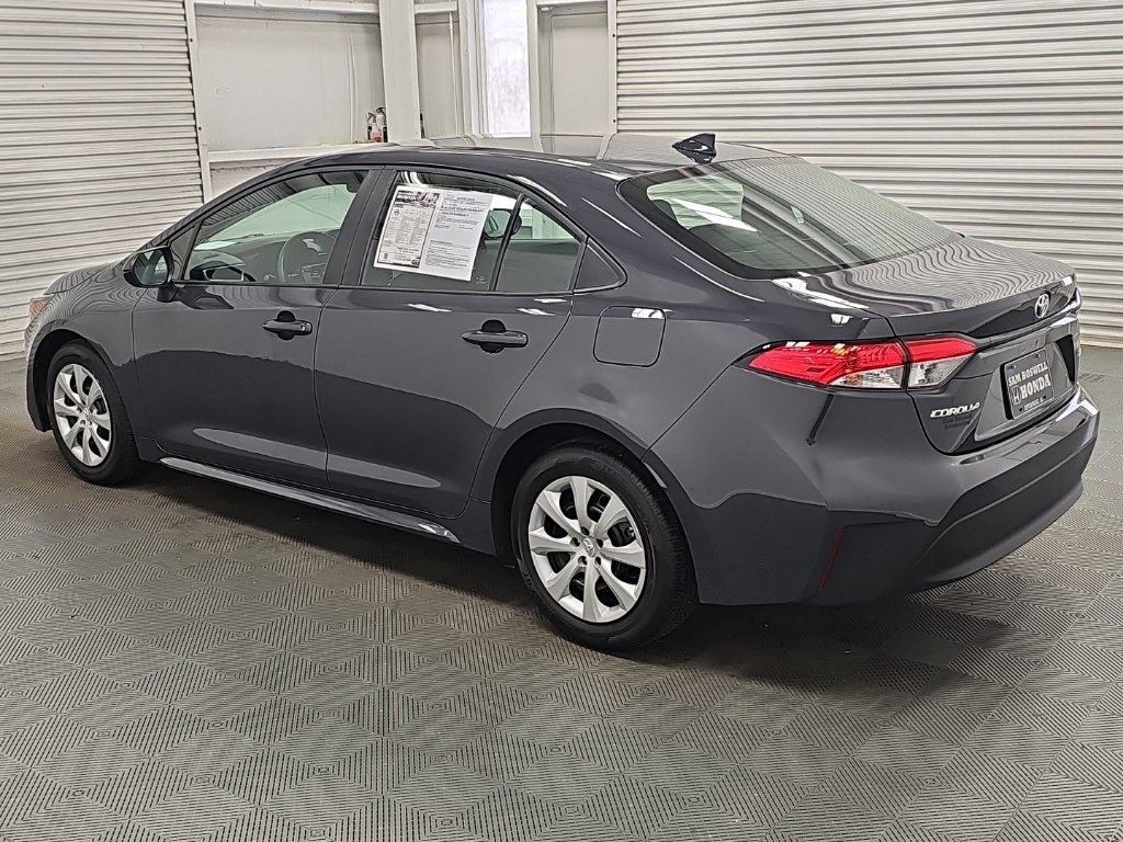 Used 2023 Toyota Corolla LE FWD image 5