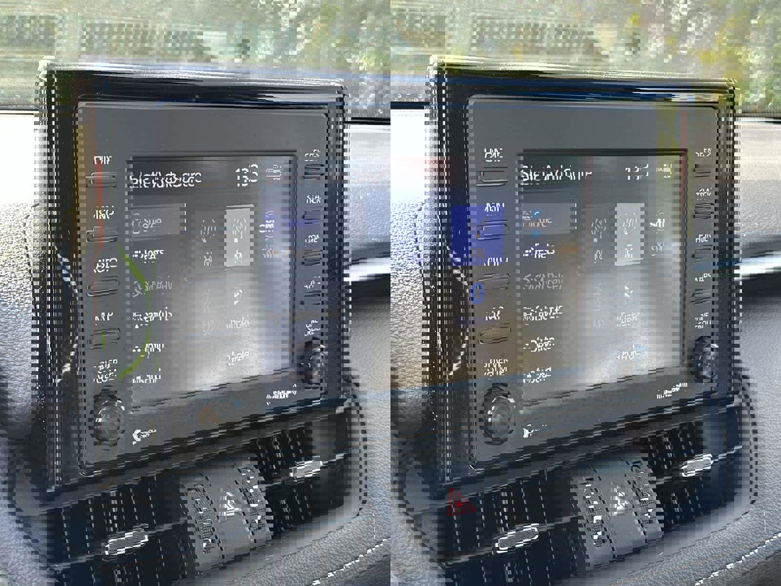 Used 2022 Toyota RAV4 XLE Premium image 17