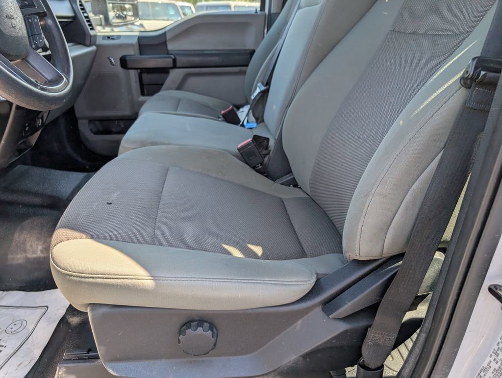 Used 2022 Ford F250 XL w/ Power Equipment Group image 9