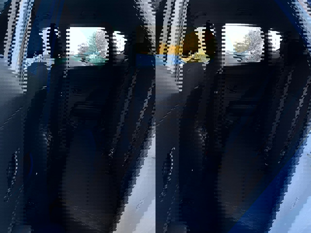 Used 2025 Hyundai Kona SEL image 12