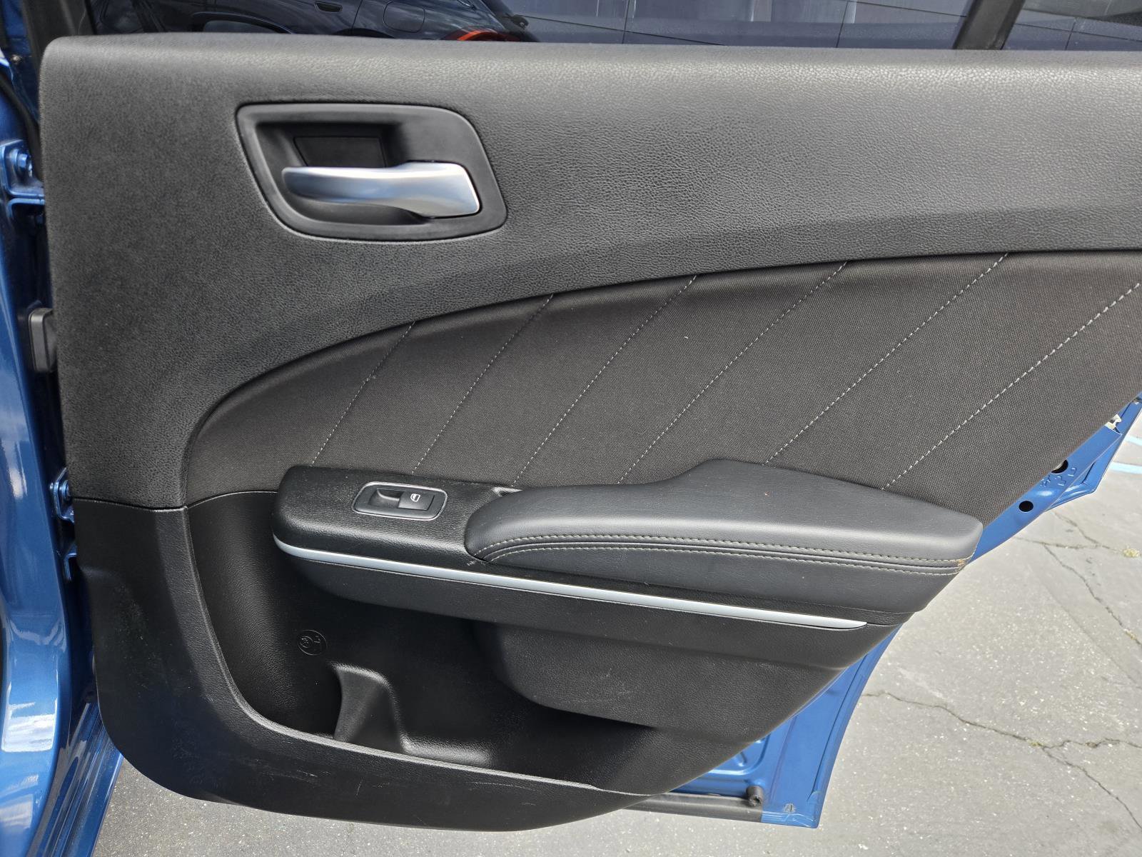 Certified 2022 Dodge Charger SXT RWD image 29