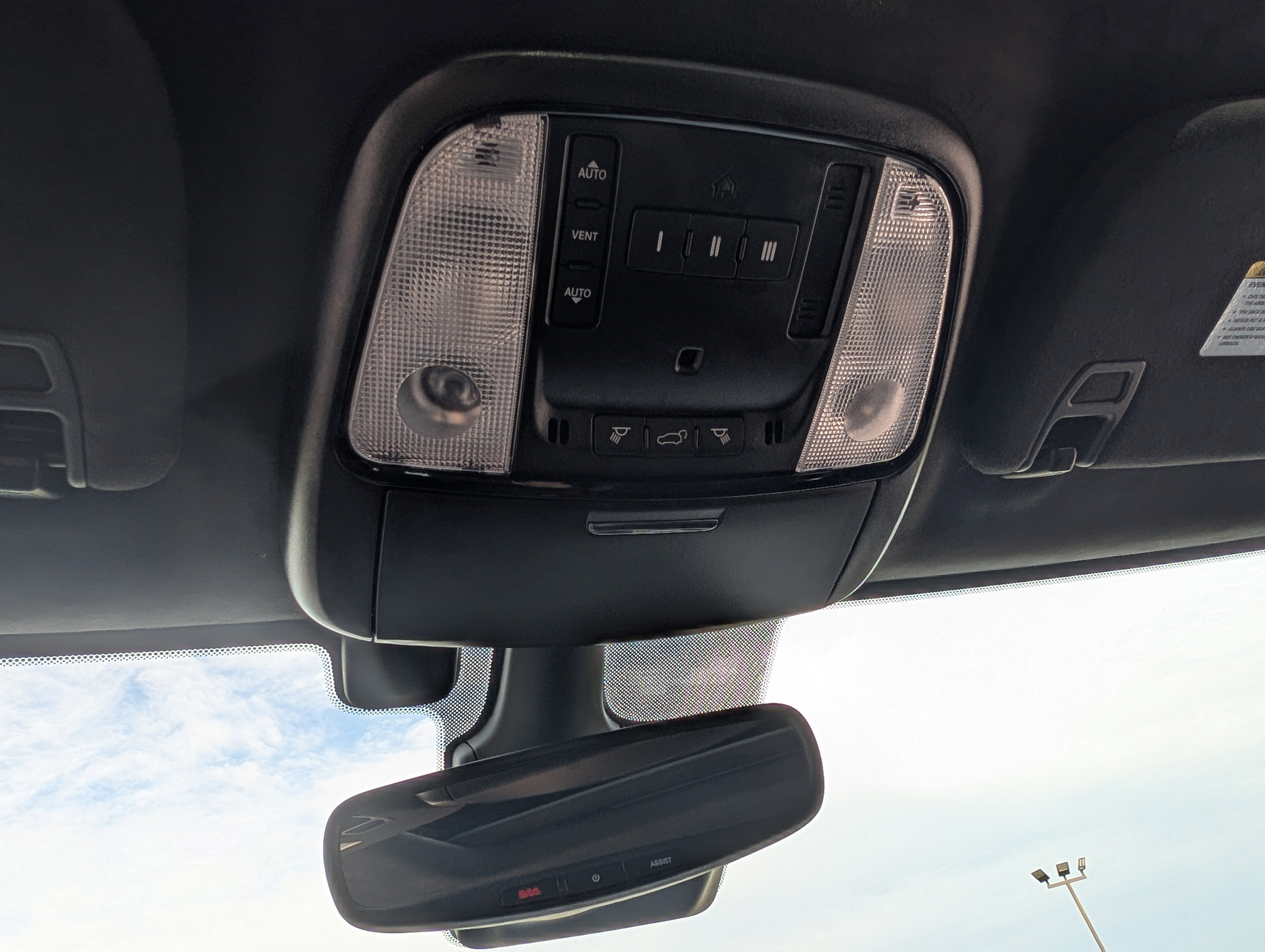 Used 2025 Dodge Durango R/T AWD/4WD image 32