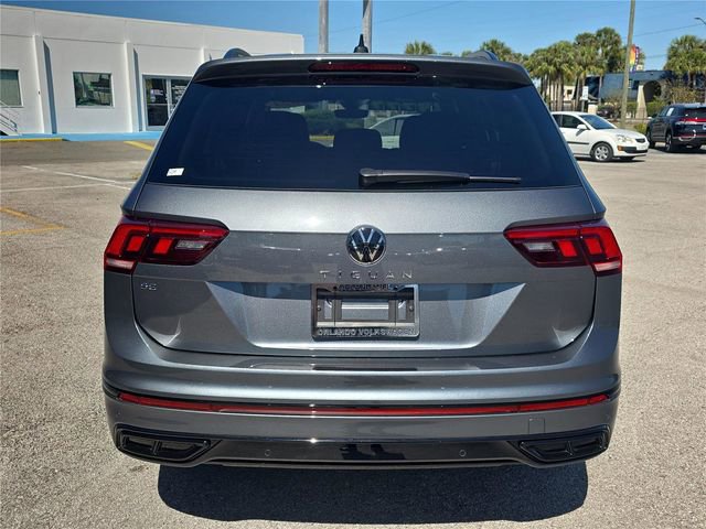 Used 2023 Volkswagen Tiguan SE R-Line image 5