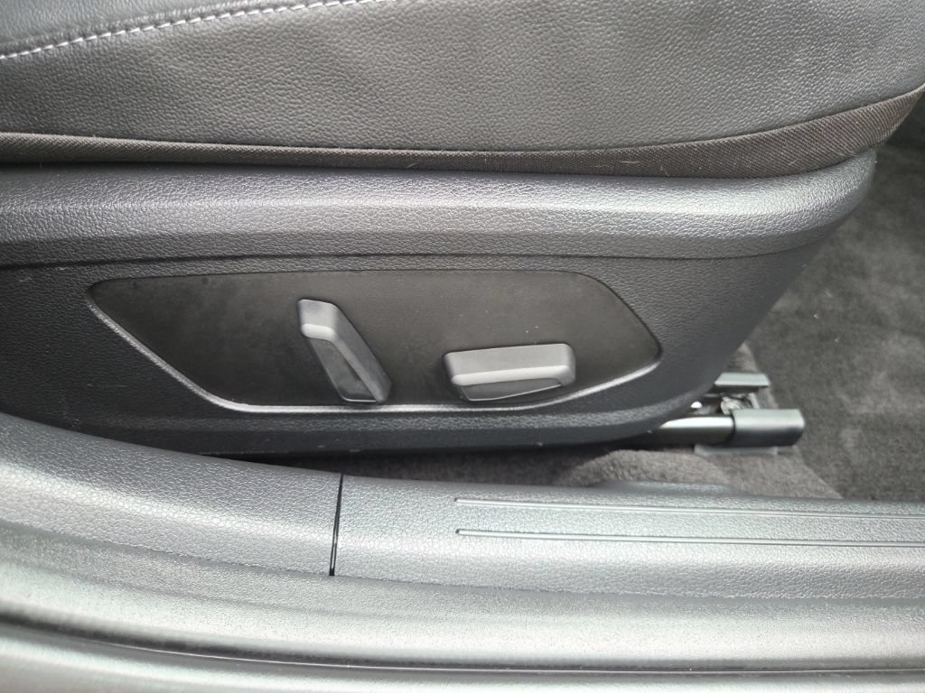 Certified 2023 Hyundai Sonata Limited FWD image 27
