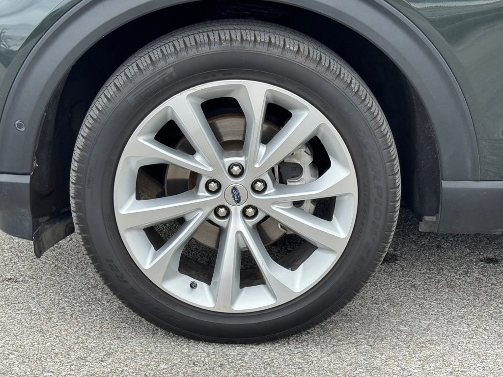 Used 2024 Ford Explorer Platinum w/ Technology Package image 44