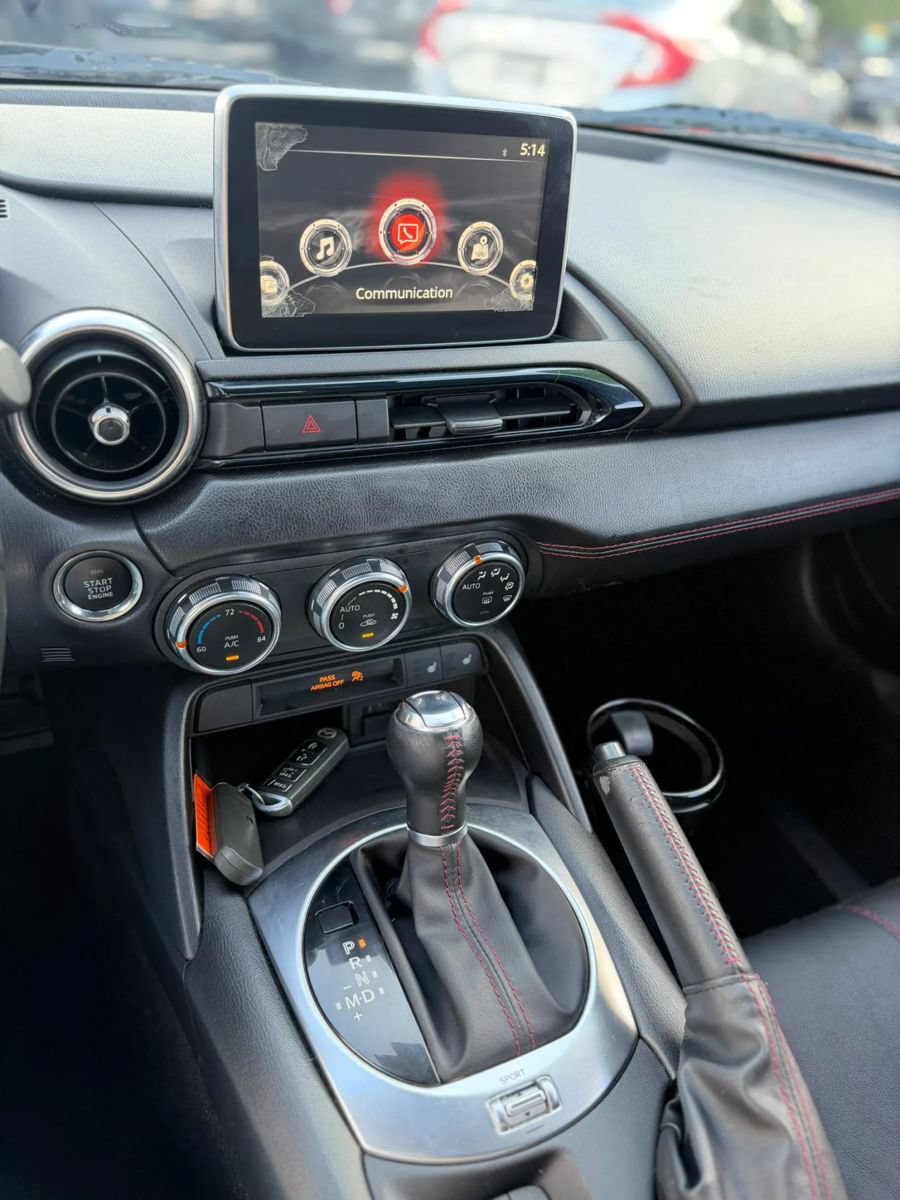 Used 2016 MAZDA MX-5 Miata Grand Touring RWD image 23